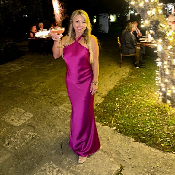Elegant Halter Maxi Dress in Vibrant Pink - Picture 5 of 5